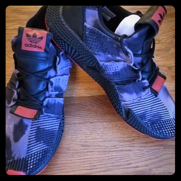 Adidas Other - Brand new mens Adidas, size 10